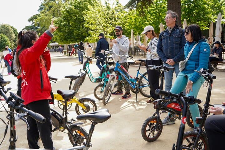 Magical Retiro Park Bike Tour