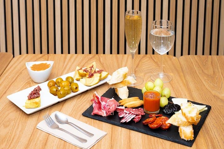 Menú Tapas - Spanish Tastes near Sagrada Familia