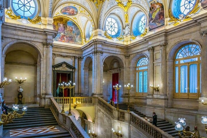 Royal Palace of Madrid guided tour with entrance fee included