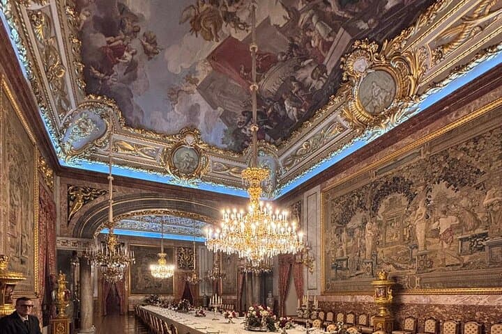 Royal Palace of Madrid guided tour with entrance fee included