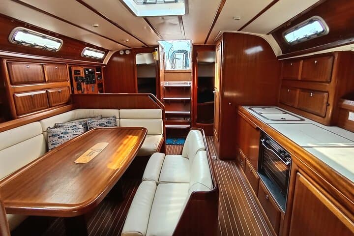 Bavaria 42 Cruiser · Private sailboat around Ibiza and Formentera