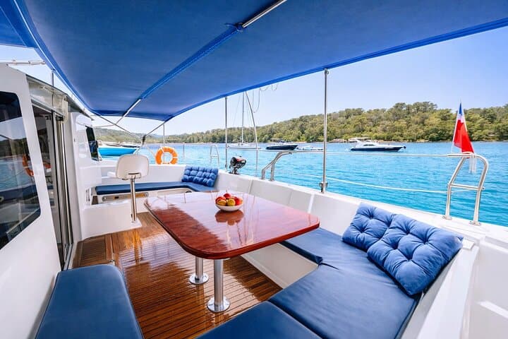 Unforgettable experience in Catamaran Ibiza and Formentera!