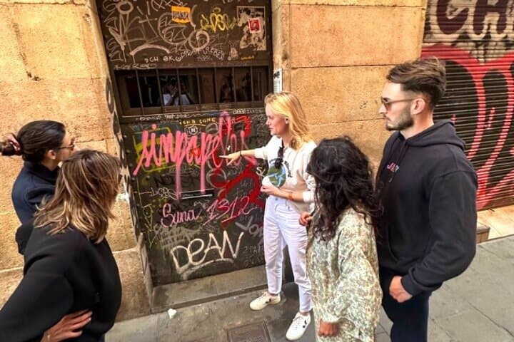 Barcelona Street Art Tour with Exclusive Artist Studios Visit
