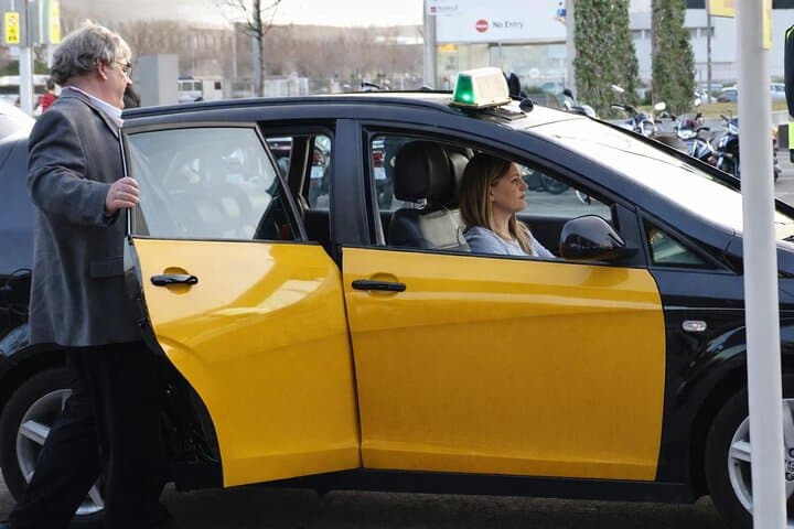 Barcelona Airport to Barcelona Hotels Private Transfers