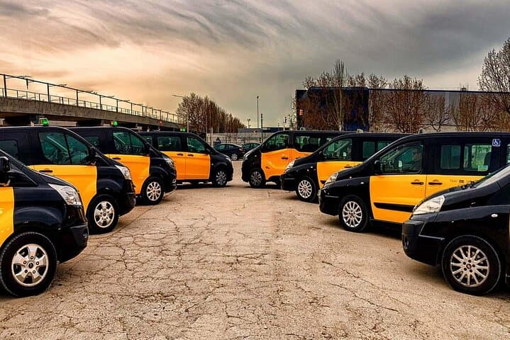 Barcelona Private Transfer from City Centre to Cruise Terminal