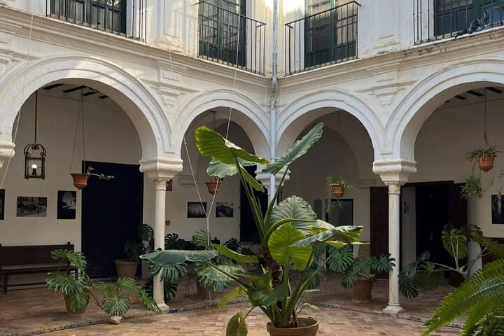 Carmona Through the Ages: Audio Tour Along the Via Augusta