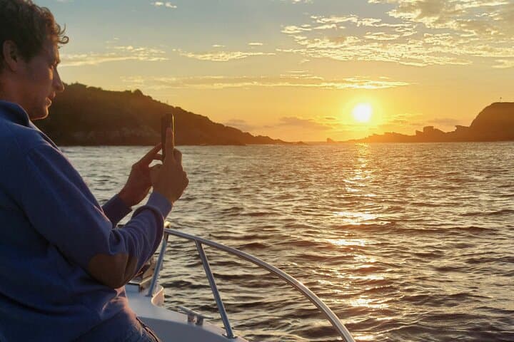 Discover Hondarribia from the Sea with Audio Guide