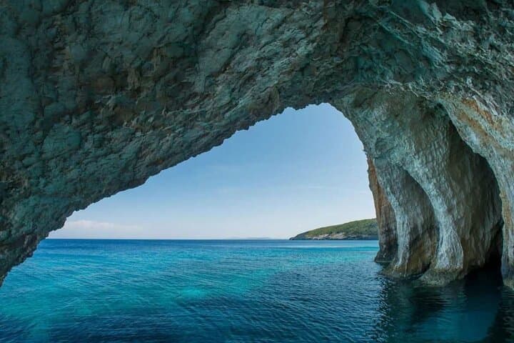 S'Arenal : Boat trip to the island of Cabrera with bath