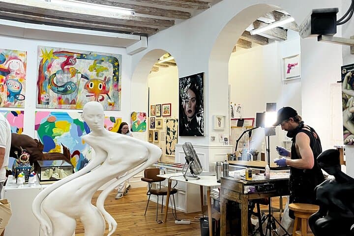 Barcelona Art & Wine: Galleries, Studios & Street Art