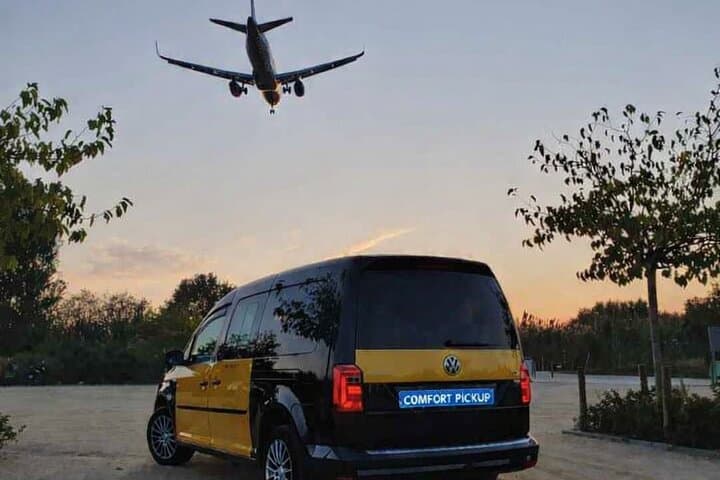 Barcelona Private Transfer from City Centre to Cruise Terminal