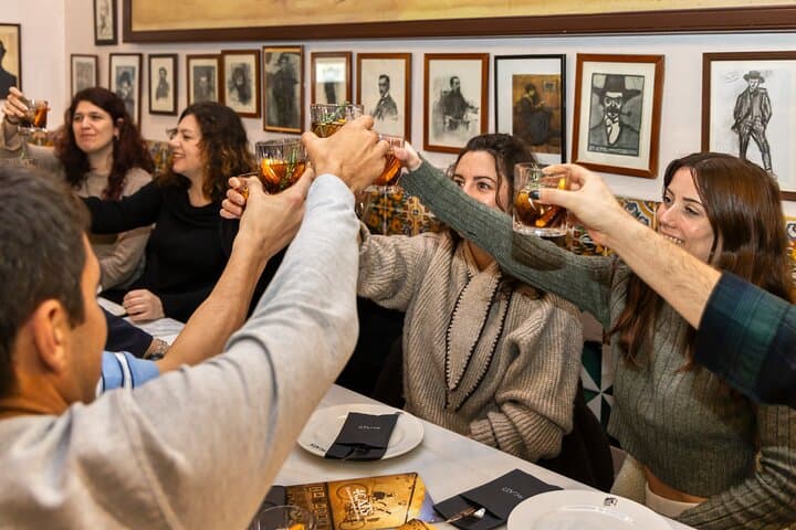 Barcelona Local Tapas and Wine Small Group Tour