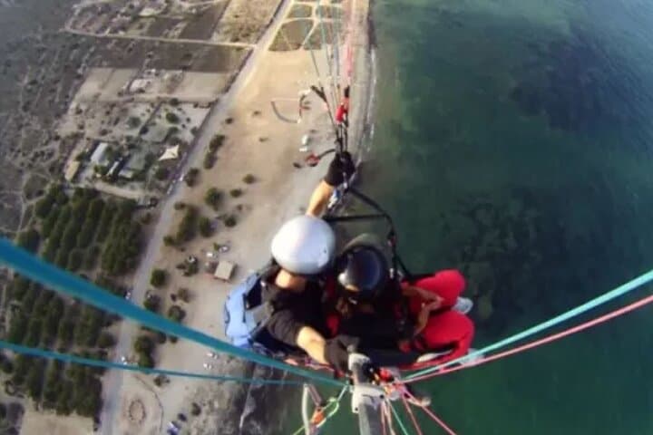 Paragliding flight