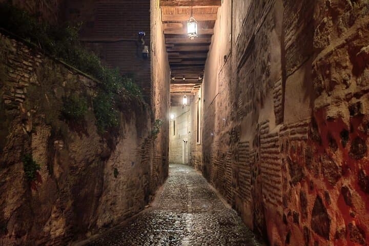 Legends and Mysteries Night Tour with Underground
