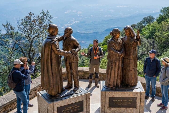 Private Montserrat Monastery and Mountain Day Trip from Barcelona