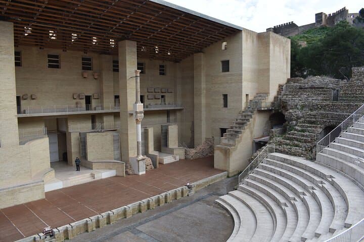 Sagunto excursion by car or train