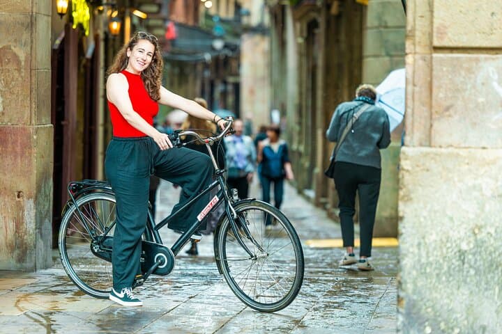 Barcelona: 2/4/8 hours or 1 day bike rental