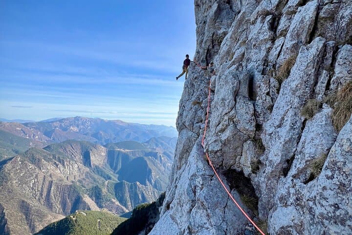 Via Estaen, North Face