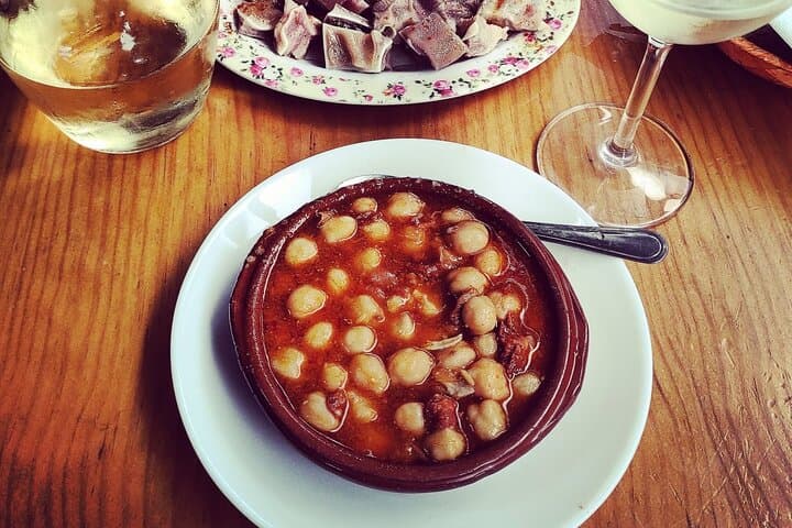 Tapas and Wine Gastronomic Tour in Santiago