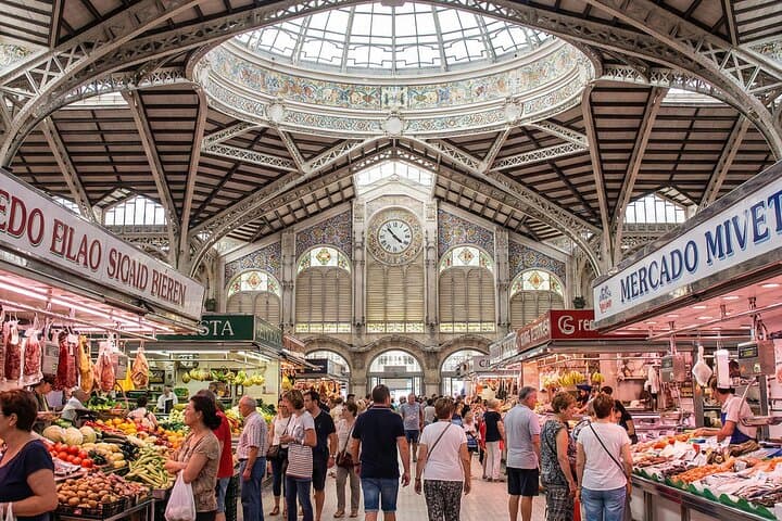 Discover Valencia in a Self Guided Tour