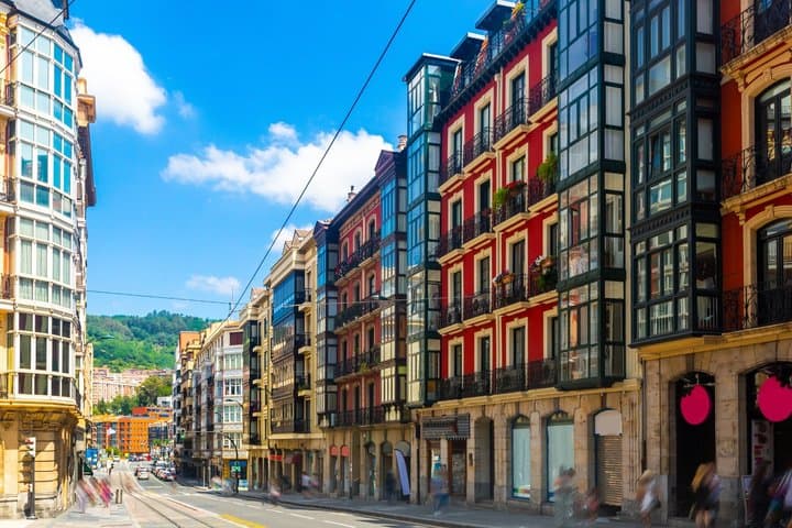 TOP Bilbao : Private guided tour with your mobile