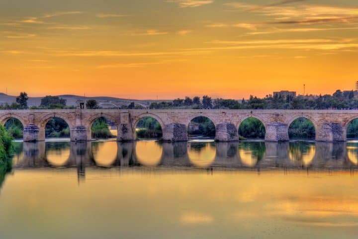 TOP Cordoba : Private Guided Tour with your mobile