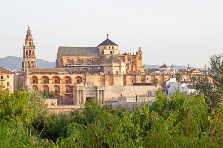 TOP Cordoba : Private Guided Tour with your mobile
