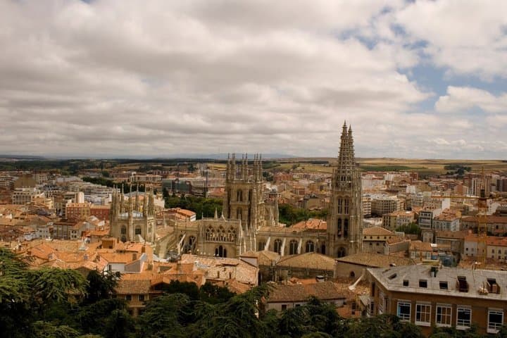 TOP Burgos : Private guided tour with your mobile