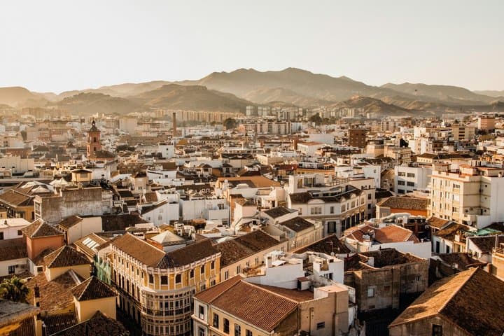 TOP Malaga : Private guided tour with your mobile