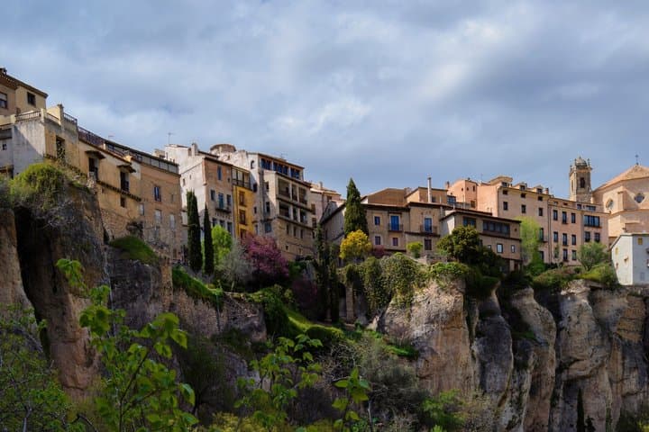 TOP Cuenca : Private Guided Tour with your mobile