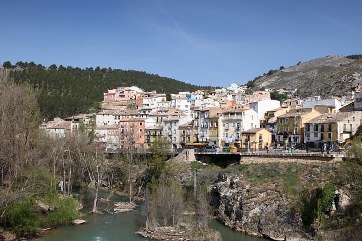 TOP Cuenca : Private Guided Tour with your mobile