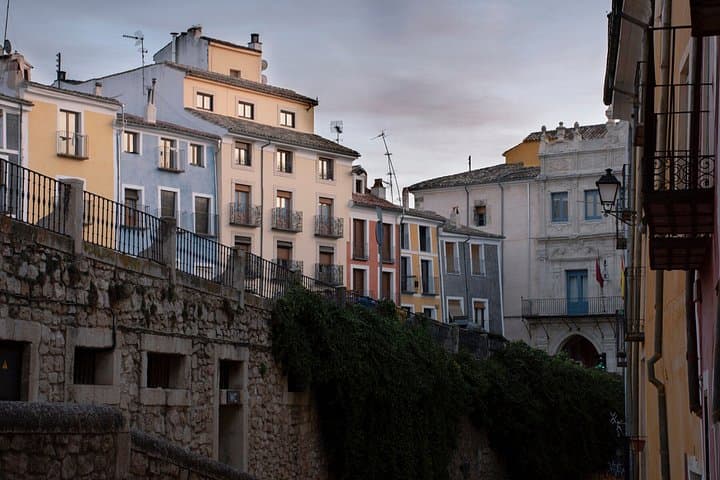 TOP Cuenca : Private Guided Tour with your mobile