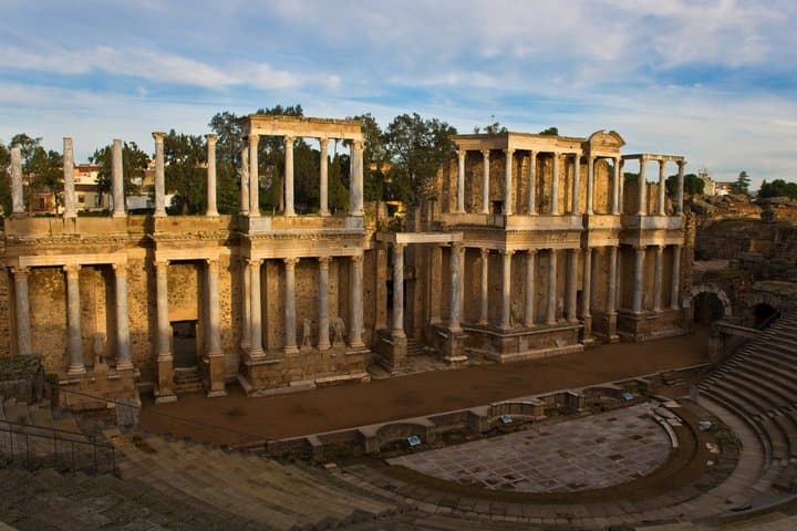 TOP Merida : Private Guided Tour with your mobile