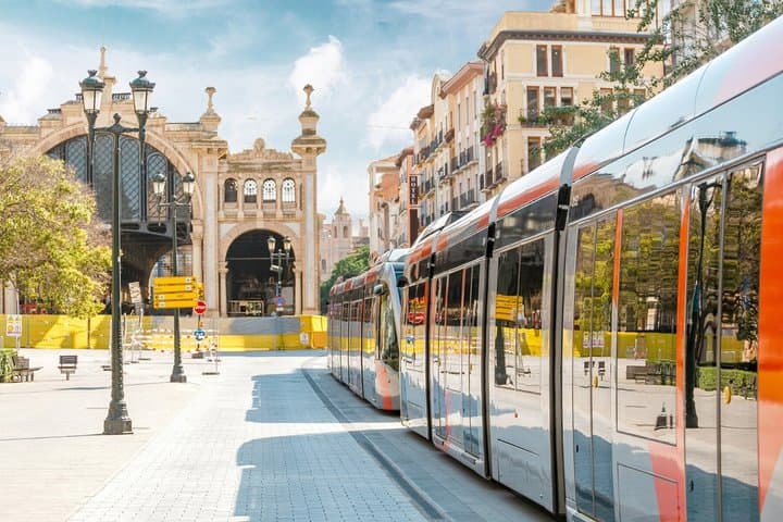 TOP Zaragoza : Private guided tour with your mobile
