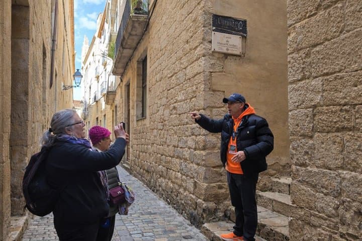 Montserrat, Girona & Costa Brava Small Group Tour with Pick-up