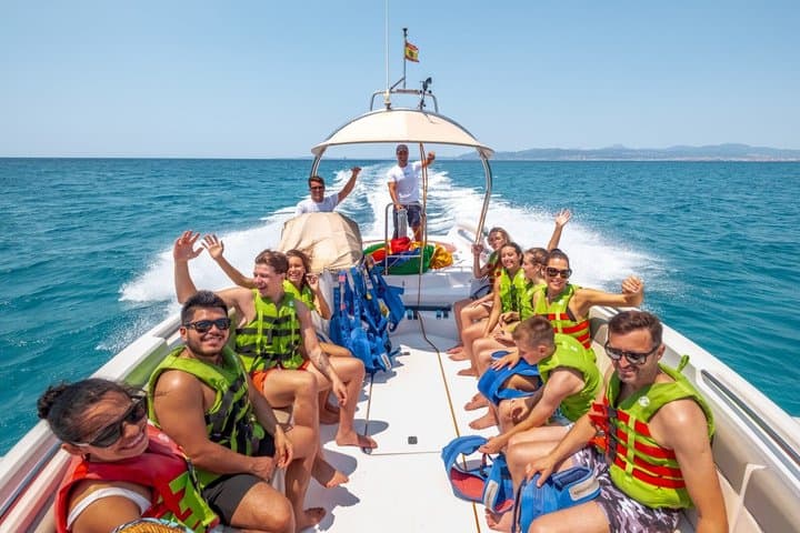 Parasailing from El Arenal: Breathtaking Views of Palma's Bay