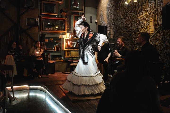 Nights of Authentic Flamenco and Local Gastronomy in El Born