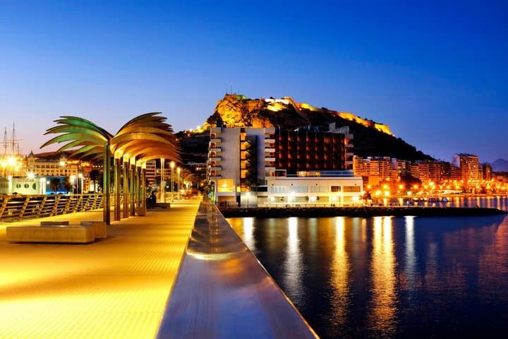 TOP Alicante : Private guided tour with your mobile