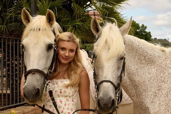 Ibiza: Private Horseback Ride + Picnic Option + Hotel Pick-up