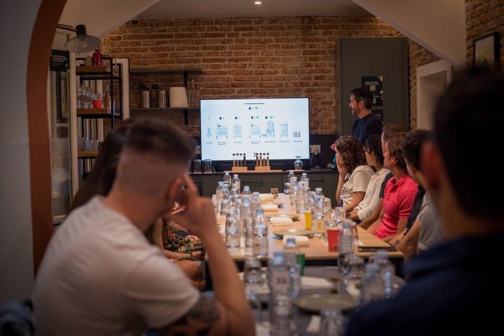Tastings of 6 Spanish Craft Beers Guided by Sommelier