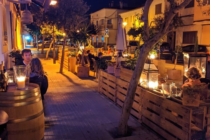 Enjoy your Mallorcan wine moments in the heart of Arta