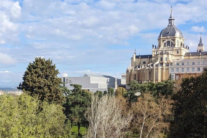 Medieval Madrid: An Audio Guide to the City Muslim Past
