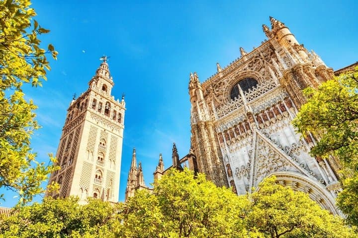 Exclusive Sevilla Enogastronomic and Historical Experiences