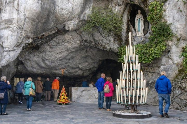 Private Lourdes Sanctuary Tour from San Sebastian
