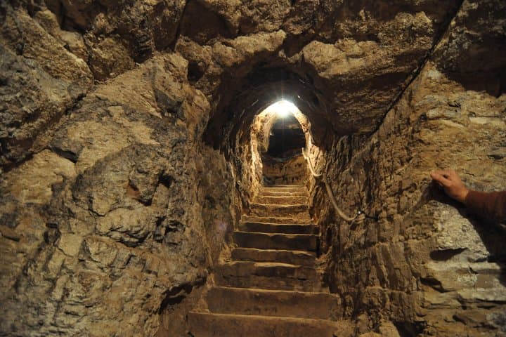 Explore our award-winning 16th-century underground cellars, hand-carved 500 years ago.
