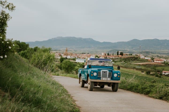 Scenic Rioja: Experience the beauty of San Asensio from a unique vintage perspective.