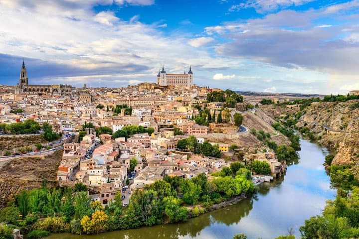 Big Bus Toledo Hop-on Hop-off Sightseeing Tour