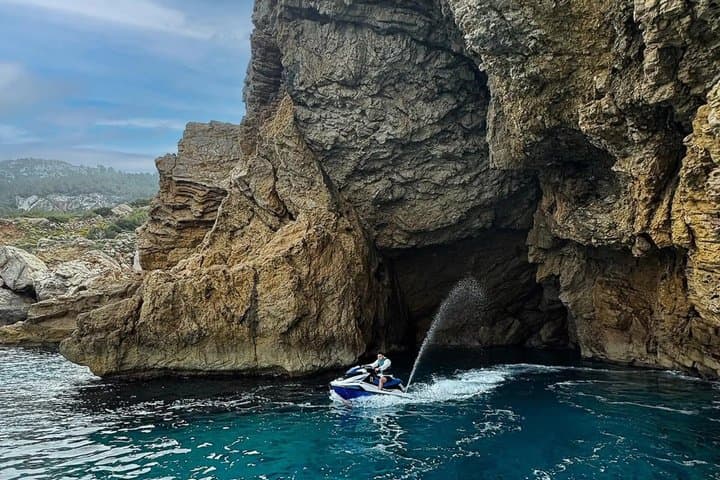 jet skis to Cala D'albarca, north of Ibiza