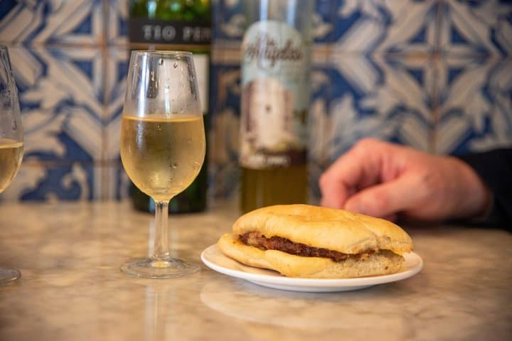 Seville Food Tour: Tapas, Drinks and Delights with a Local