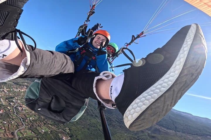 Paragliding from Teide National Park 2200m to Puerto de la Cruz