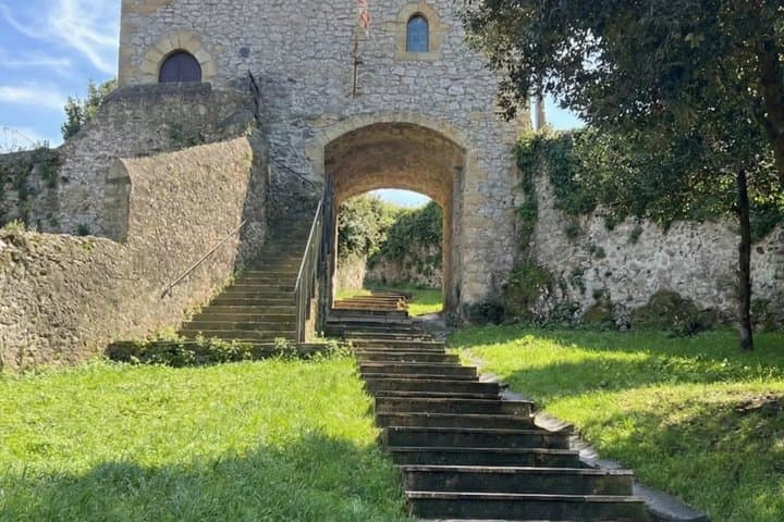 Laredo: A Self-Guided Walking Tour of its Seaside and Old Town